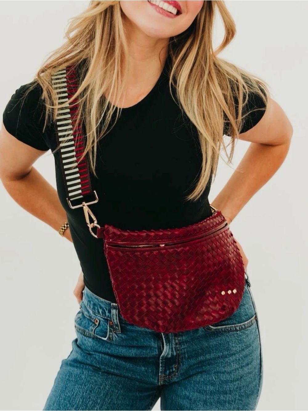 Pretty Simple Westlyn Woven Bum Bag Vegan Leather Sangria Adjust High Quality - Picture 2 of 5